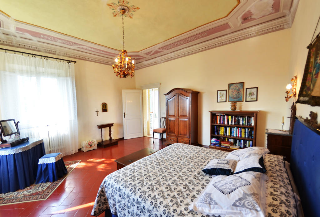 Villa Buonaparte San Miniato Habitación foto